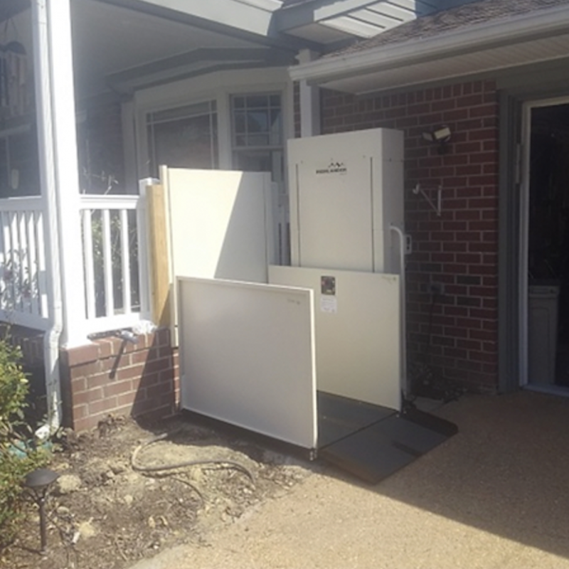 Harmar Highlander RPL600 Residential Vertical Platform Lift